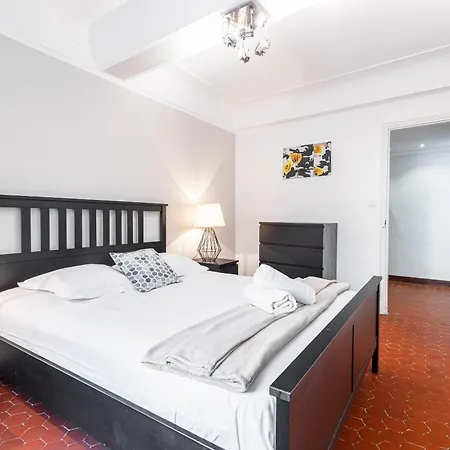 公寓 Large 3 Bdr Old Town - Ac 尼斯