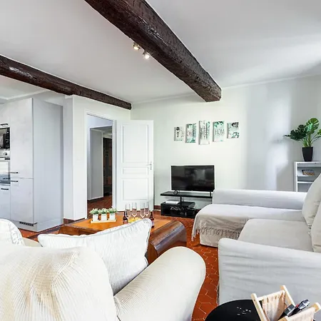 Large 3 Bdr Old Town - Ac * 尼斯