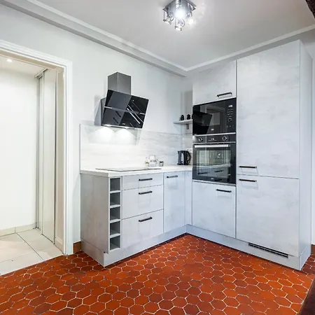 Large 3 Bdr Old Town - Ac * 尼斯