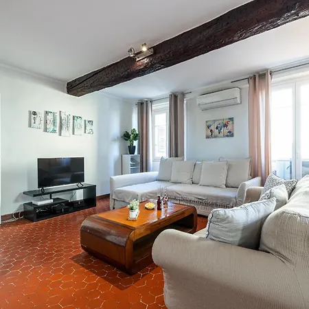 Апартаменты Large 3 Bdr Old Town - Ac *